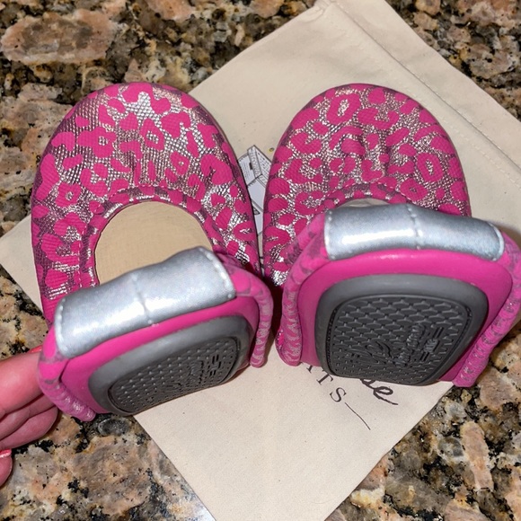 Pink Ribbon Leopard Storehouse, never worn - Picture 5 of 6